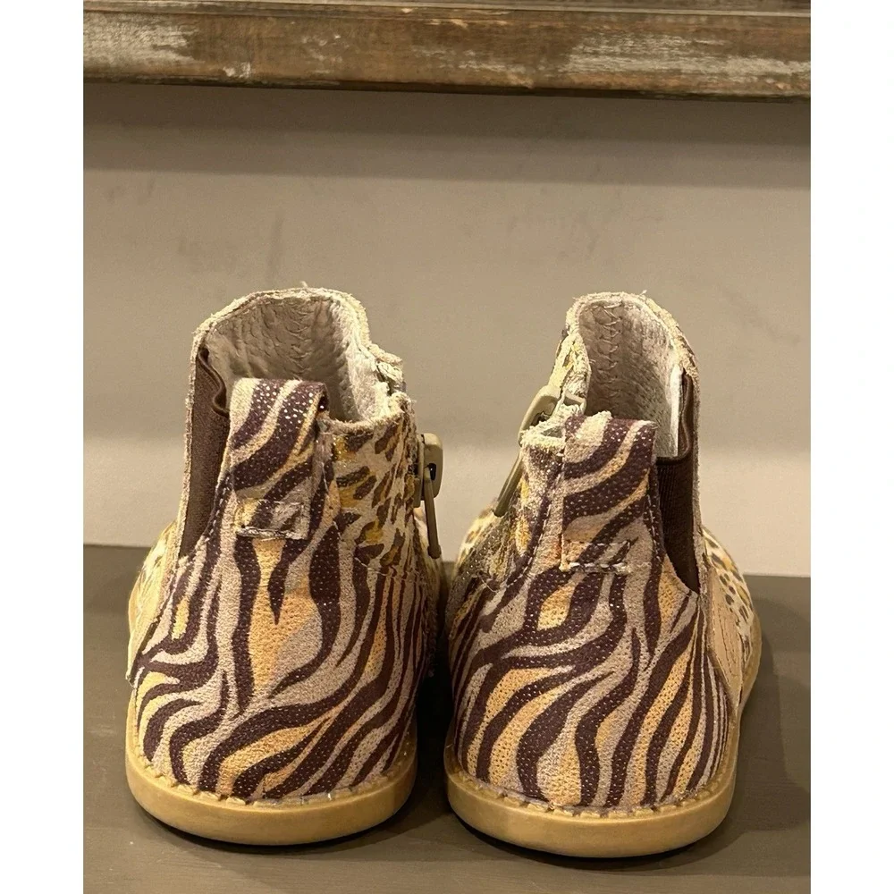 Livie & Luca Wink Ankle Boots Toddler Size 7 Wildcat Shimmer Side Zip